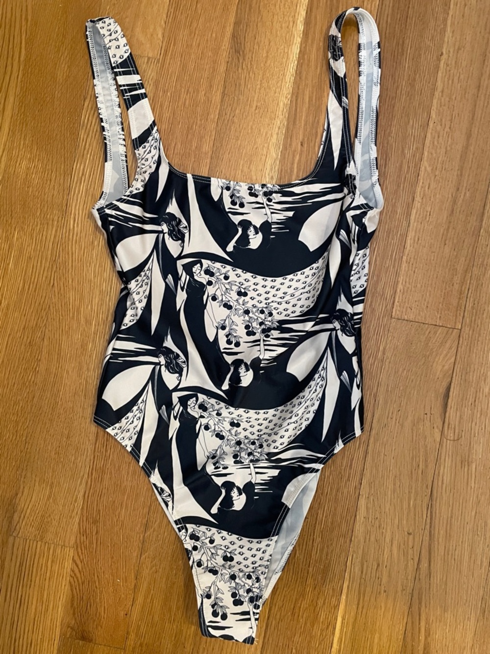 Reformation Black and White Graphic Swimwear XS